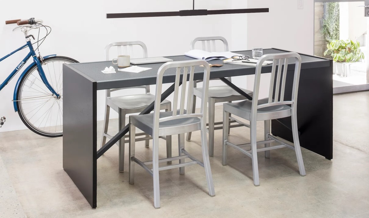 エメコ（emeco）│ブランド家具・デザイナーズ家具買取専門サイト 